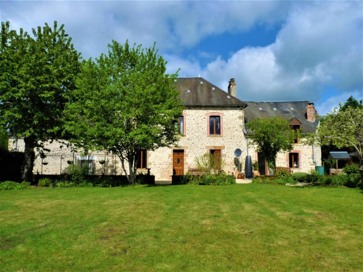 Een Prachtige Gite In Frankrijk Chez Gerard Vieilleville المظهر الخارجي الصورة
